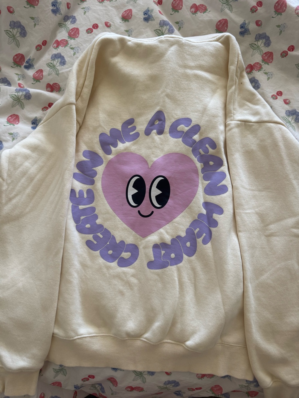 Elevated Faith Cream Heart Crewneck Sweatshirt